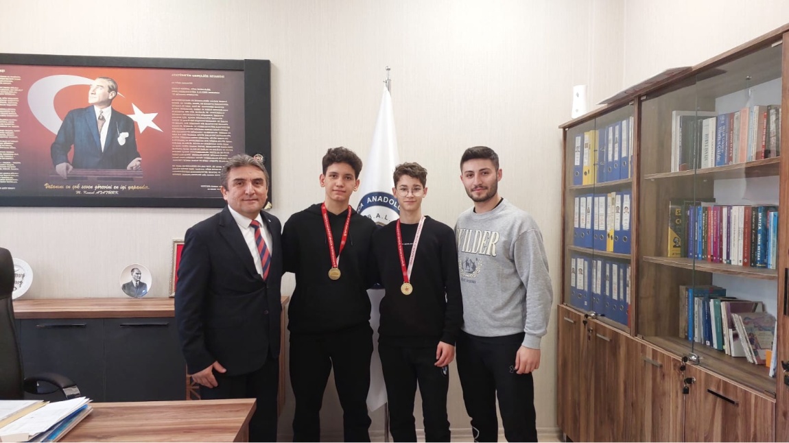 Wushu Kung-fu Okul Sporları Müsabakalarında Öğrencilerimiz İki Öğrencimiz Ankara Birincisi, Bir Öğrencimiz Ankara Üçüncüsü Oldu...